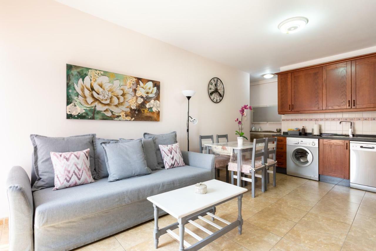 Charming Apartment & Diving Ла Рестинга Екстериор снимка