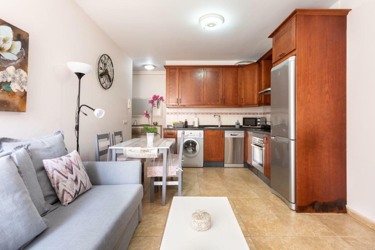 Charming Apartment & Diving Ла Рестинга Екстериор снимка