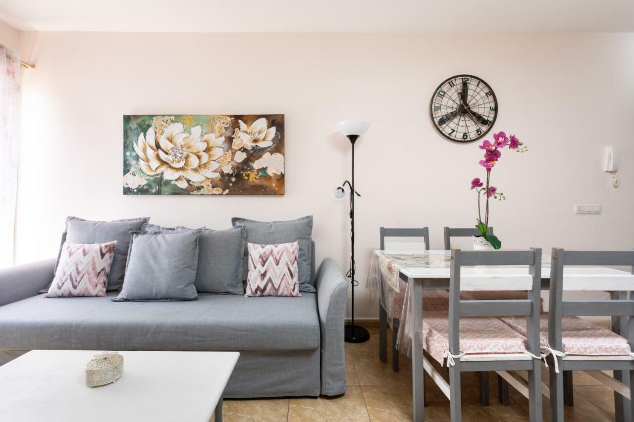 Charming Apartment & Diving Ла Рестинга Екстериор снимка