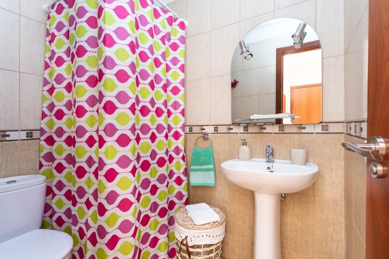 Charming Apartment & Diving Ла Рестинга Екстериор снимка